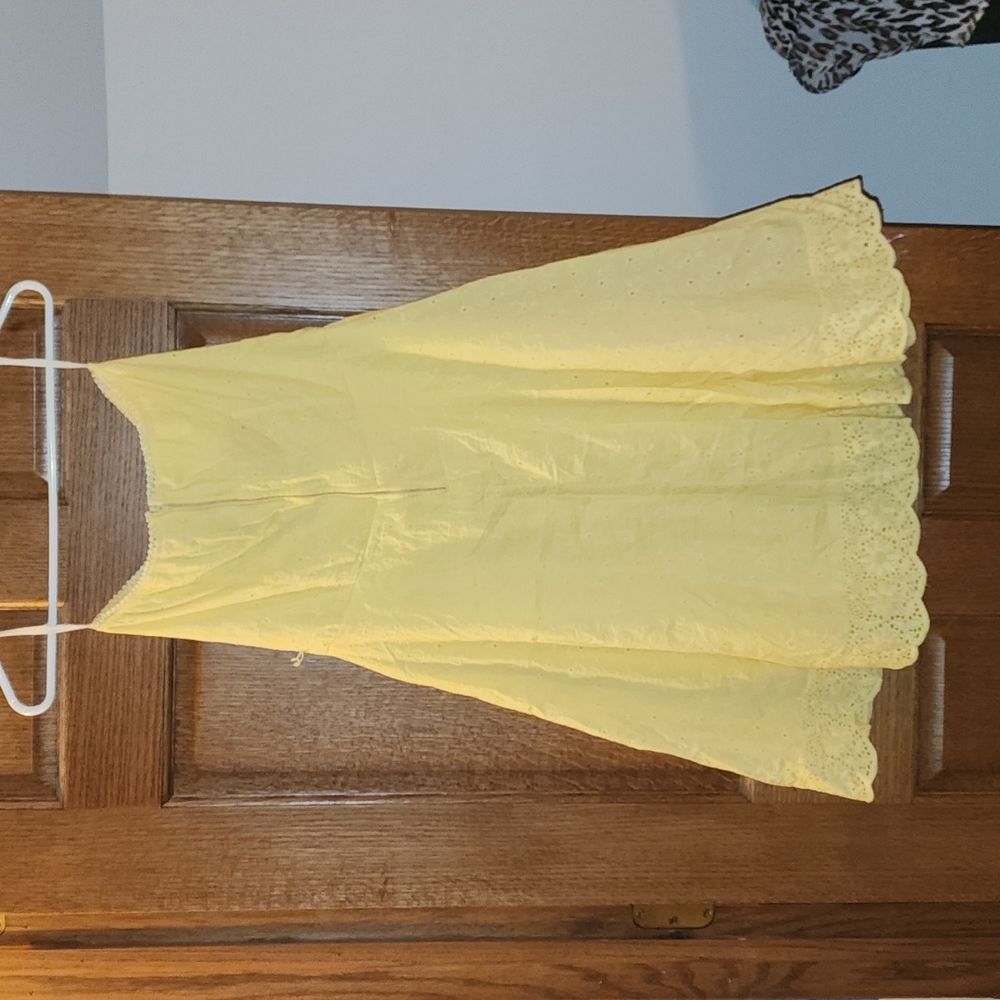 ADORABLE STRAPLESS DRESS - Picture 4 of 5